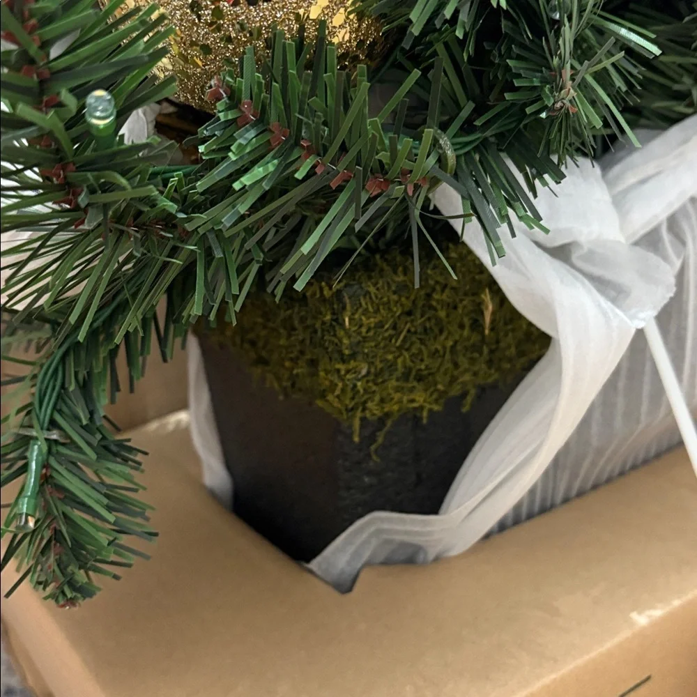 Grandin road elegant White and gold and Green Floral Arrangement - New in box